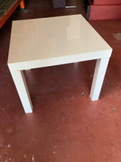 53 Wit lak salontafel