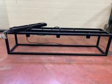 Zwarte metalen hanglamp
